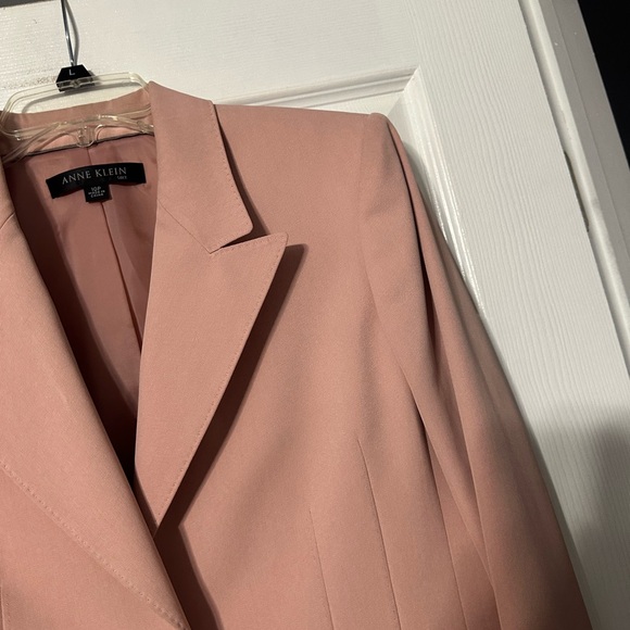 Anne Klein Suit Petite Single Button Front Tailored Blazer - Picture 5 of 16